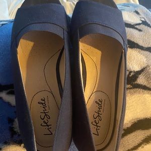 Ladies shoes